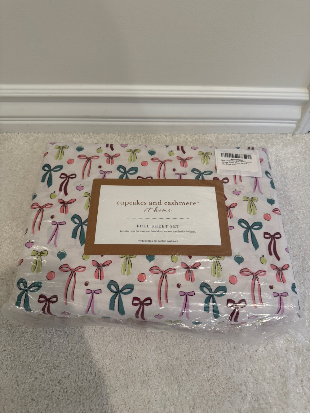 cupcakes & cashmere White Sheet Set with Multicolor Bows
